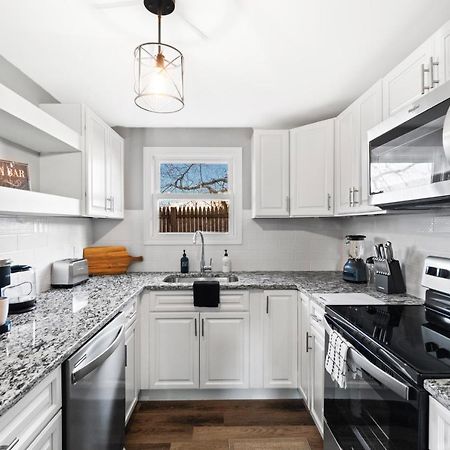 Lovely 3 Bedroom Colonial Home Μιντλτάουν Εξωτερικό φωτογραφία