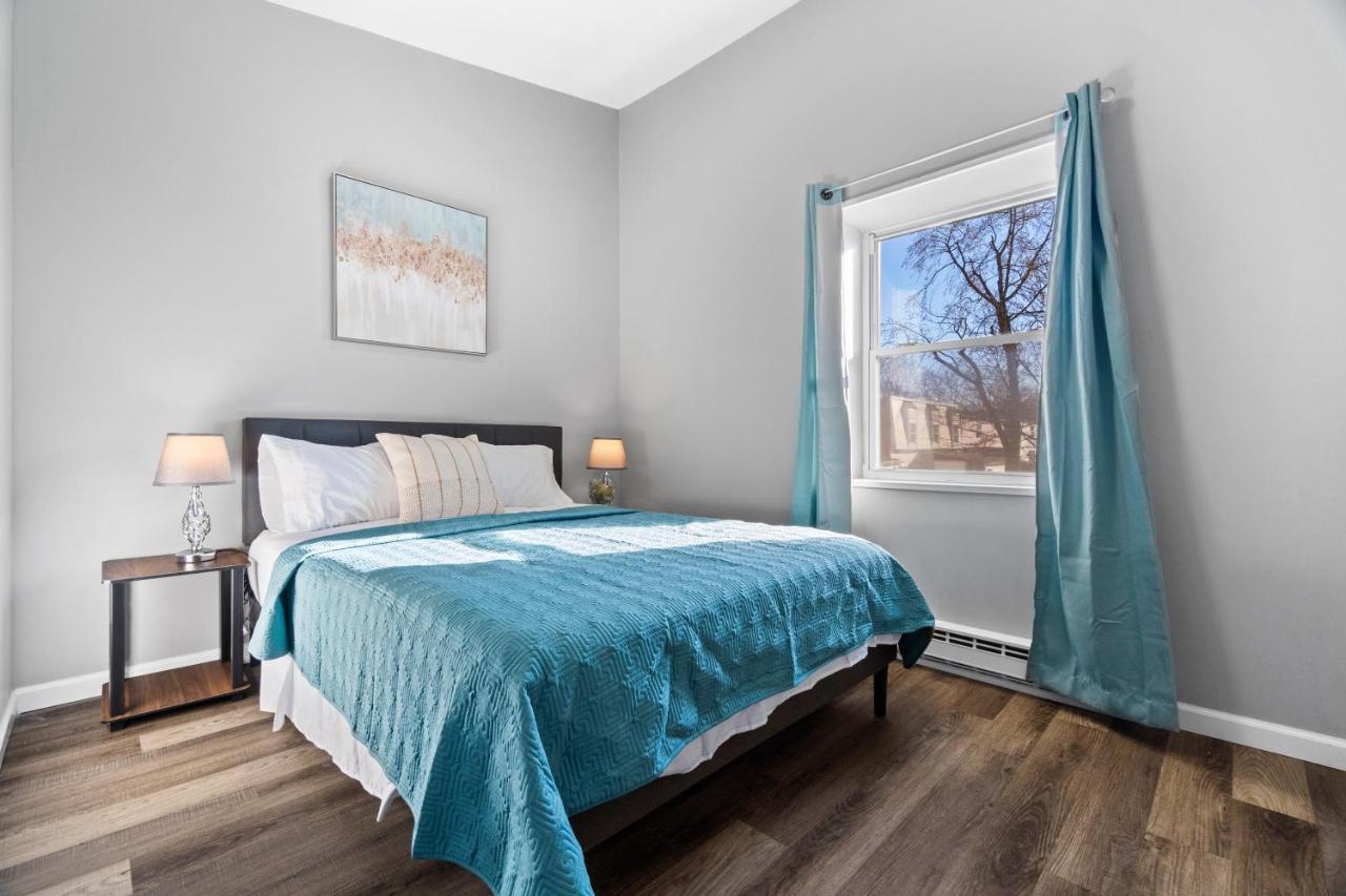 Lovely 3 Bedroom Colonial Home Μιντλτάουν Εξωτερικό φωτογραφία